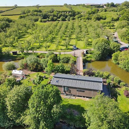 Braeburn Lodge Winkleigh Bagian luar foto