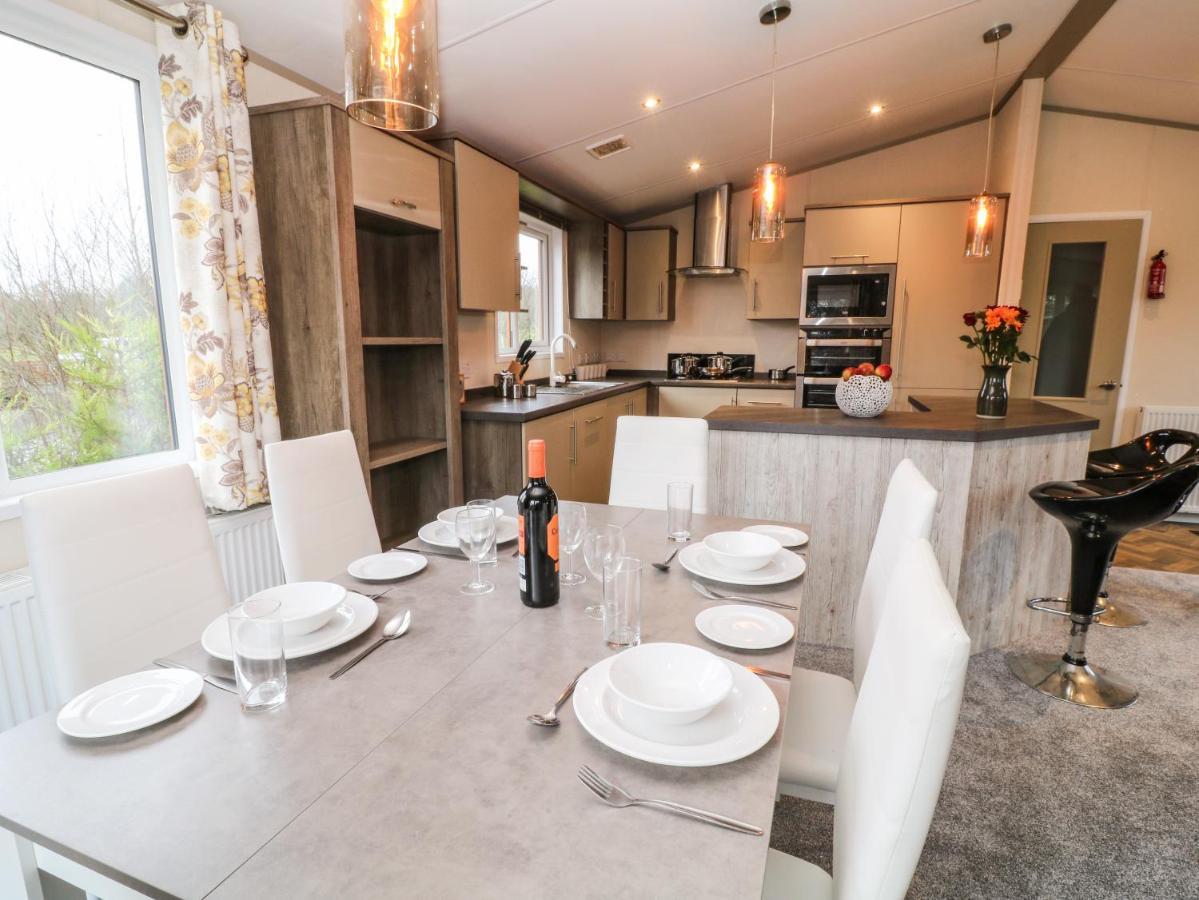 Braeburn Lodge Winkleigh Bagian luar foto