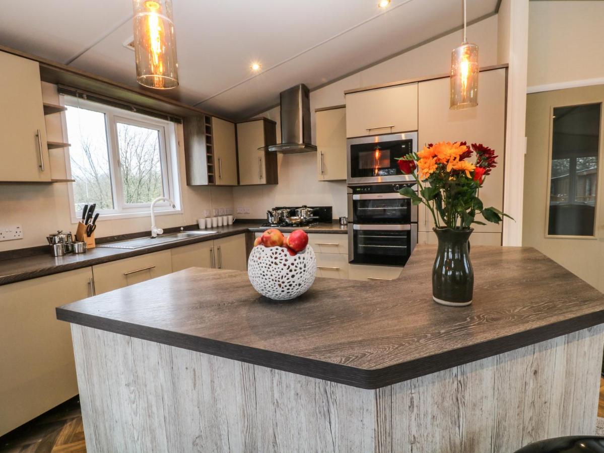 Braeburn Lodge Winkleigh Bagian luar foto